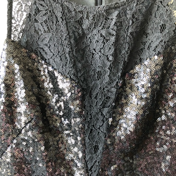 Cocktail sparkle dress with deep lacy V - Picture 2 of 10